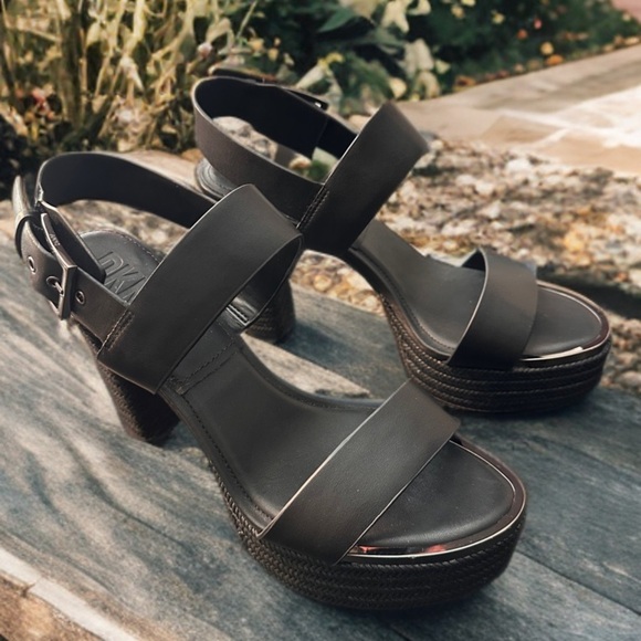 NEW Women's Everyday Yadira-Platform High Heeled Open Toe Sandal Black Size 10 - Picture 11 of 12